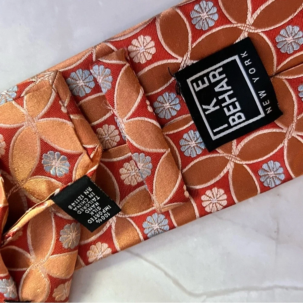 Ike Behar Silk Orange and Silver Geometric 62” Tie - Picture 3 of 3